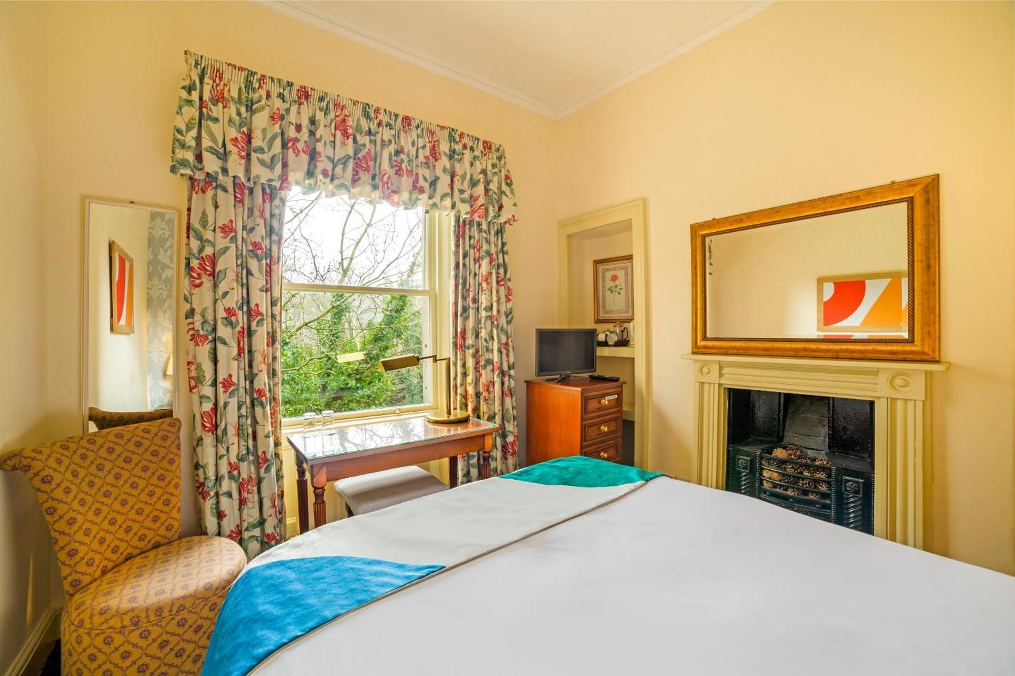 Oyo Bailbrook Lodge, Bath Exteriér fotografie