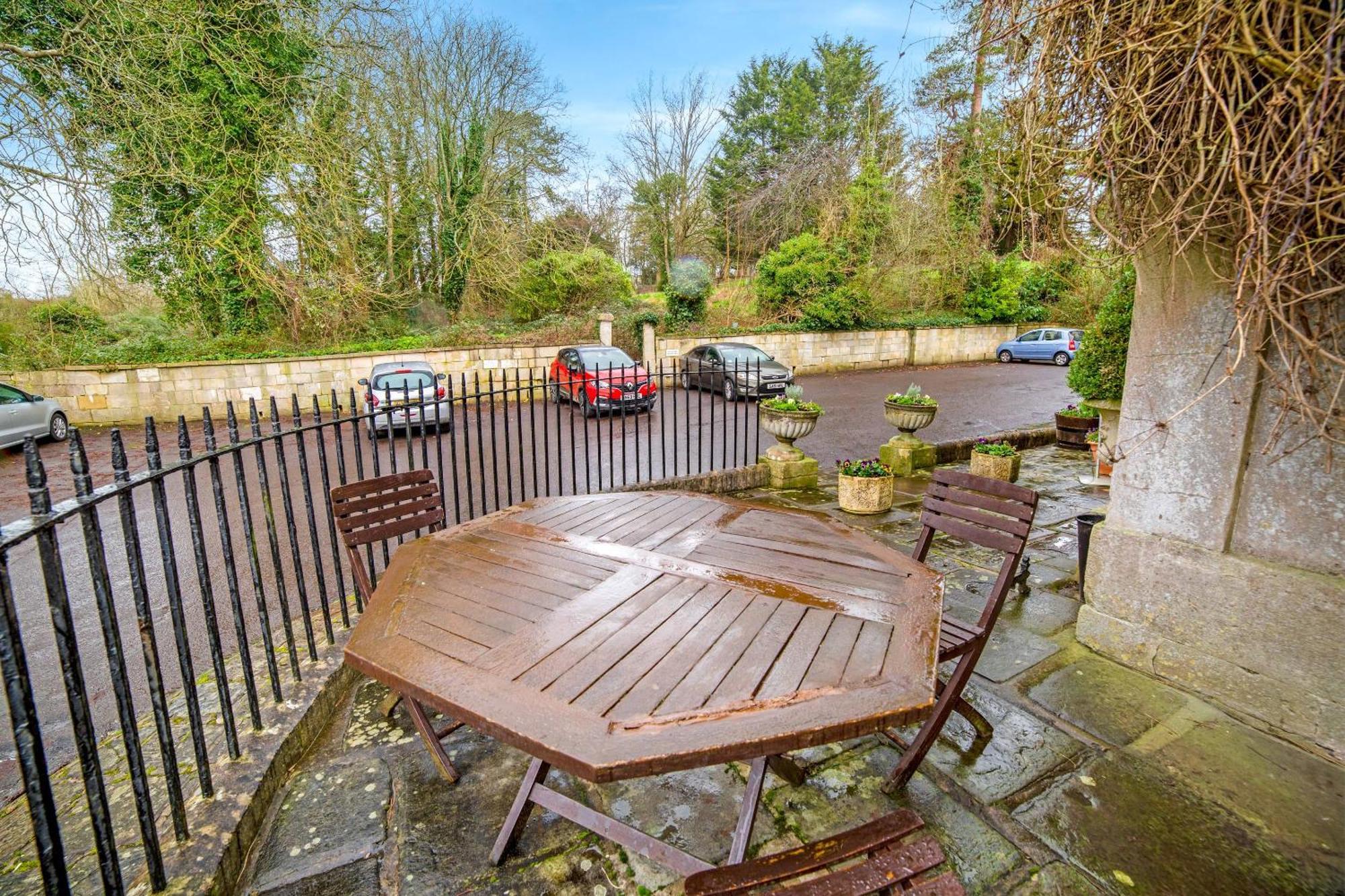 Oyo Bailbrook Lodge, Bath Exteriér fotografie